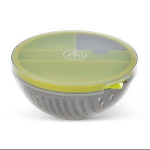 Pampered Chef Salad Cutting Bowl